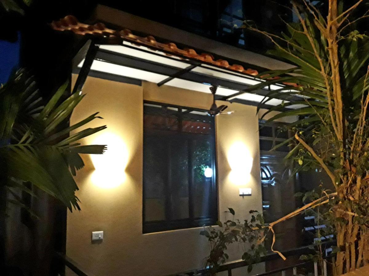 Hotel Shawn'S The Morjim Enclave Exterior foto